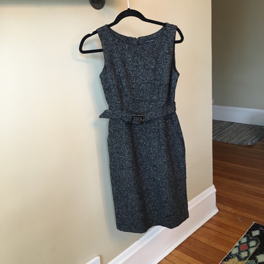 Banana republic classic wool dress size 6